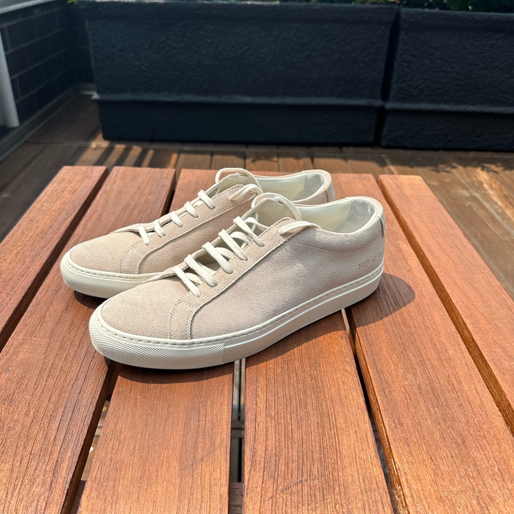 Common Projects Men’s Achilles Suede Low-Top Sneakers, Grey (US 9 / EU 42)